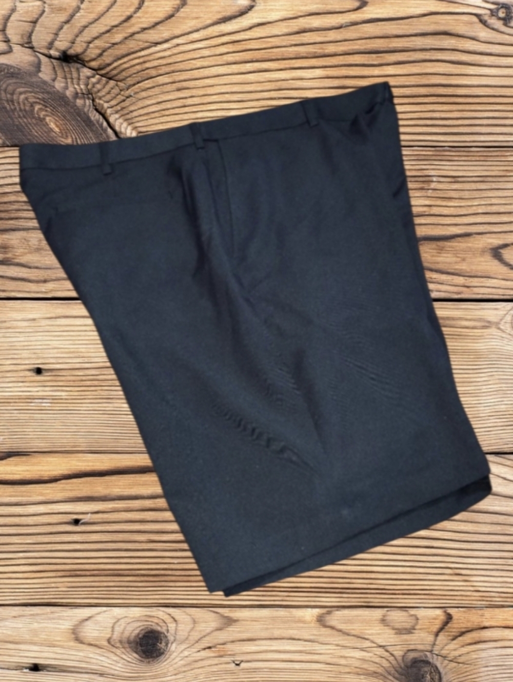 NWT MEN'S PGA TOUR SHORTS